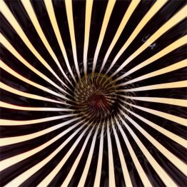 Stäbchen kupferrubin, goldtopas innen Nahaufnahme