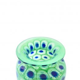 Pfauenauge Vase grün blau Nahaufnahme